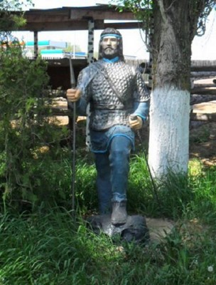 "У костра" . Sculptural composition "By the Campfire"