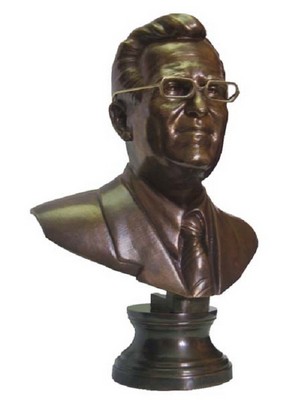 Чернышёв Михаил Анатольевич. Bronze sculpture of Mikhail Anatolyevich Chernyshev
